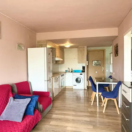 Apartsalou Lea Apartment
