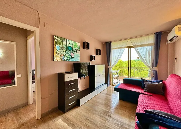 Apartsalou Lea شقة